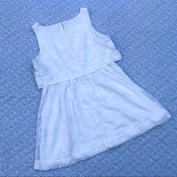 LC x Disney Cinderella White Floral Popover Dress - Picture 3 of 6